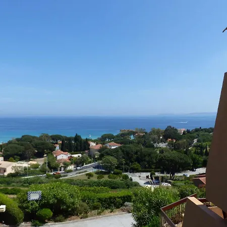 Le Lavandou, 1 Pièce, 4 Personnes - Fr-1-308-80 Appartement