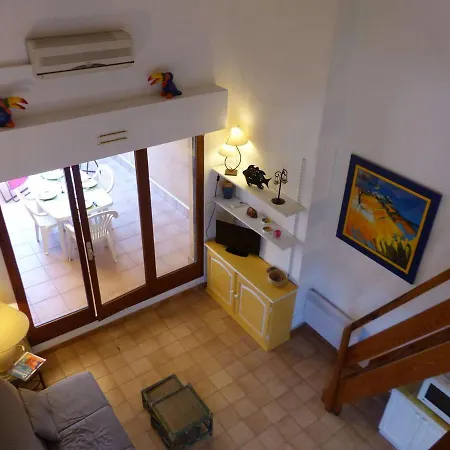 Le Lavandou, 1 Pièce, 4 Personnes - Fr-1-308-80 Appartement *