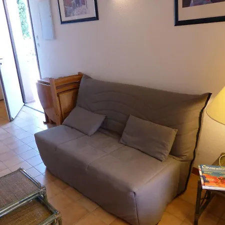 Le Lavandou, 1 Pièce, 4 Personnes - Fr-1-308-80 Appartement *