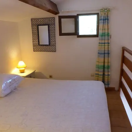 Le Lavandou, 1 Pièce, 4 Personnes - Fr-1-308-80 Appartement *